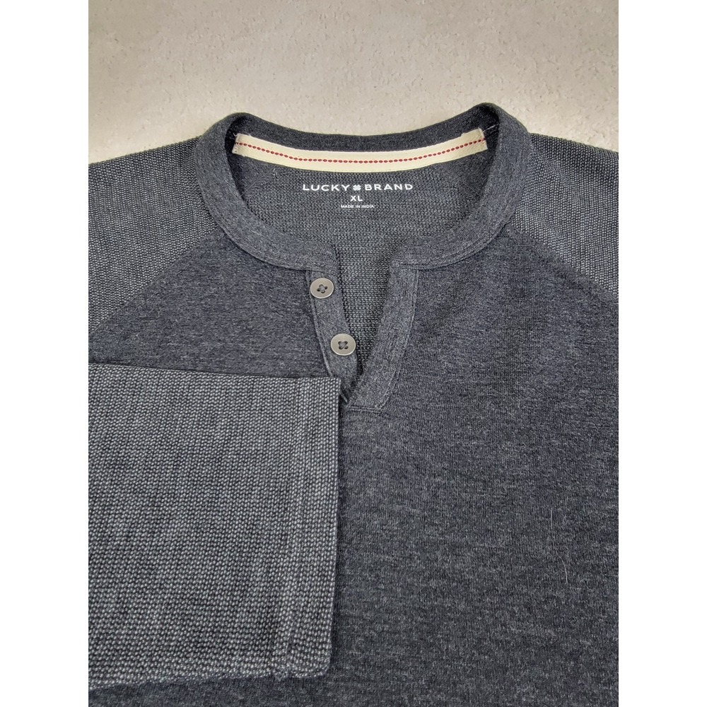 Lucky Brand NEW Mens XL Grey Henley Long Sleeve Raglan Waffle Knit Sweater Shirt - Picture 2 of 10